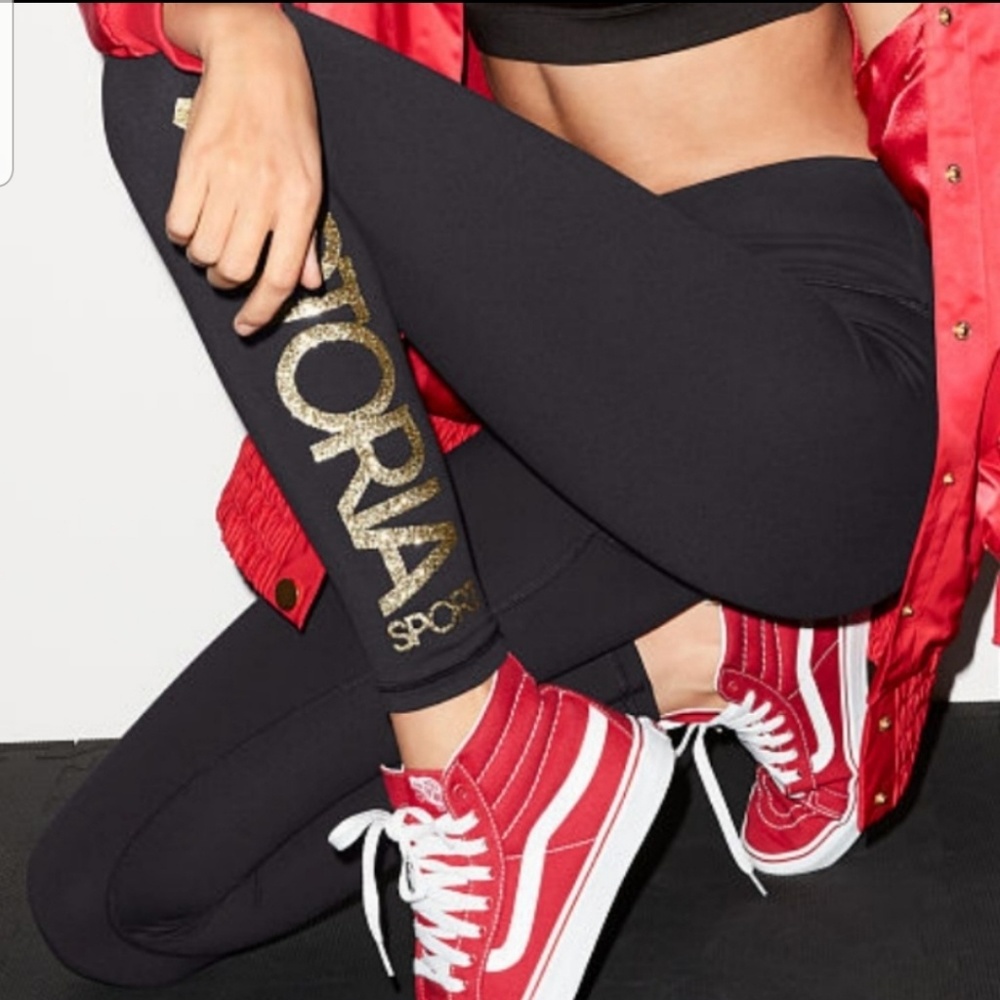💛 Black Victoria Sport Leggings 💛